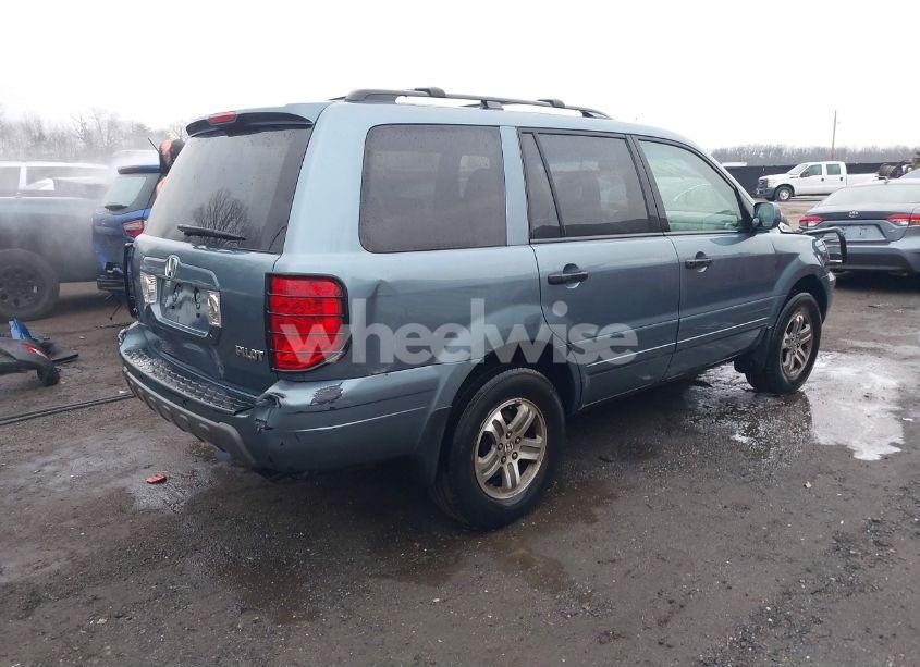 Photo 4 of 2005 Honda Pilot EX-L (VIN 5FNYF18535B020548)