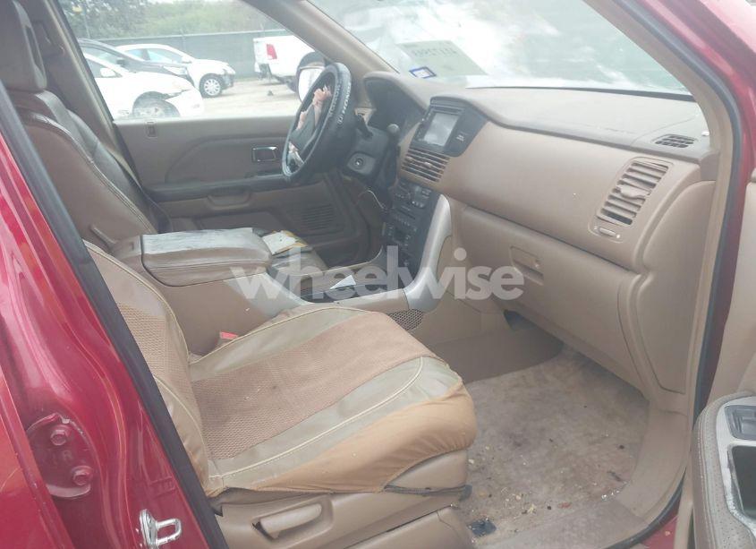 Photo 5 of 2005 Honda Pilot EX-L (VIN 5FNYF18535B026656)