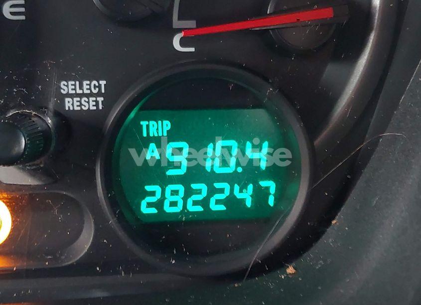 Photo 15 of 2005 Honda Pilot EX-L (VIN 5FNYF18535B053100)