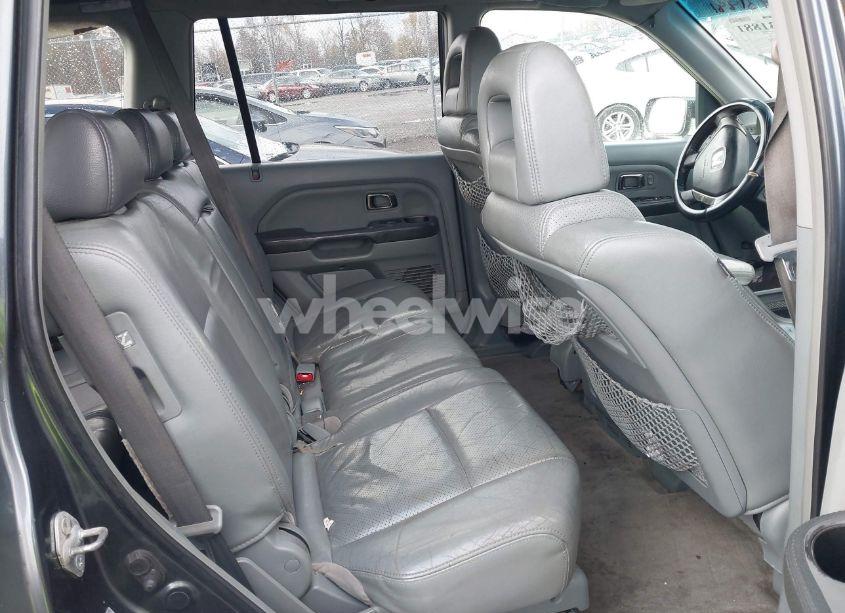 Photo 8 of 2005 Honda Pilot EX-L (VIN 5FNYF18535B053100)