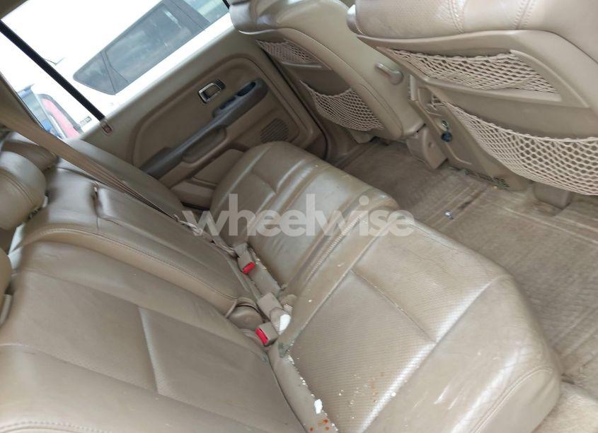 Photo 8 of 2005 Honda Pilot EX-L (VIN 5FNYF18535B053825)