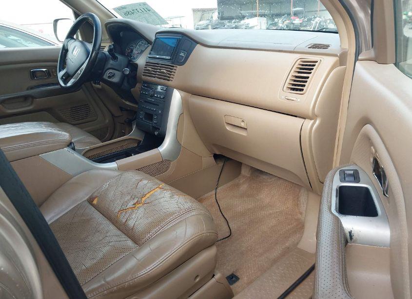 Photo 5 of 2005 Honda Pilot EX-L (VIN 5FNYF18535B059799)