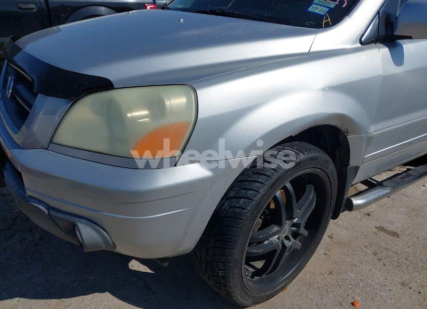 Photo 6 of 2005 Honda Pilot EX-L (VIN 5FNYF18535B063853)