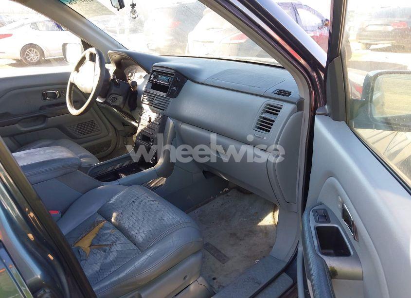 Photo 5 of 2005 Honda Pilot EX-L (VIN 5FNYF18545B026861)