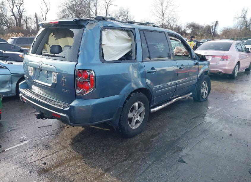 Photo 4 of 2007 Honda Pilot EX-L (VIN 5FNYF18547B013756)