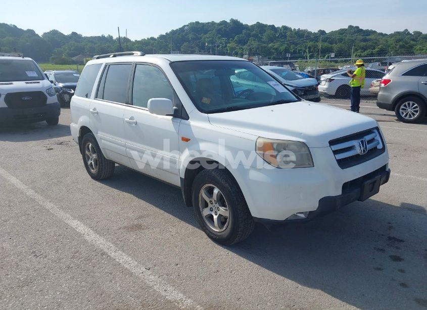2007 Honda Pilot EXL (VIN 5FNYF18547B015099) main photo