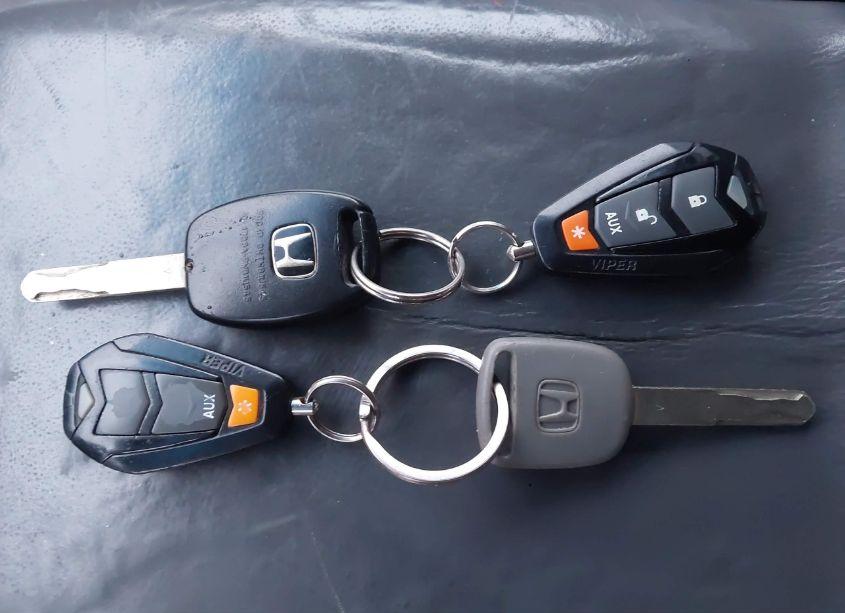 Photo 11 of 2005 Honda Pilot EXL (VIN 5FNYF18555B034127)