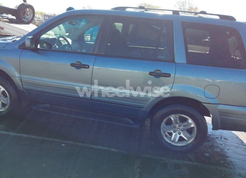 Photo 15 of 2005 Honda Pilot EX-L (VIN 5FNYF18555B034600)