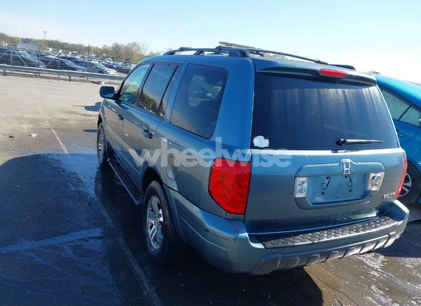 Photo 3 of 2005 Honda Pilot EX-L (VIN 5FNYF18555B034600)