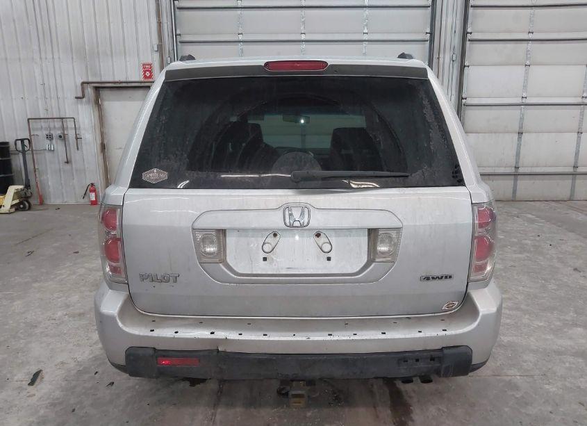 Photo 16 of 2007 Honda Pilot EX-L (VIN 5FNYF18557B005696)