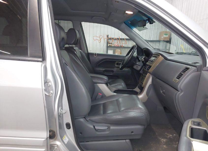 Photo 5 of 2007 Honda Pilot EX-L (VIN 5FNYF18557B005696)