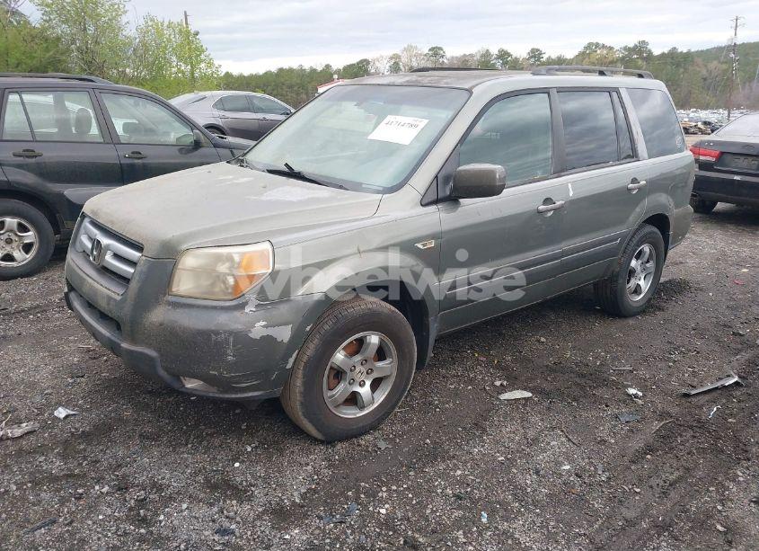 Photo 2 of 2008 Honda Pilot EX-L (VIN 5FNYF18558B010267)