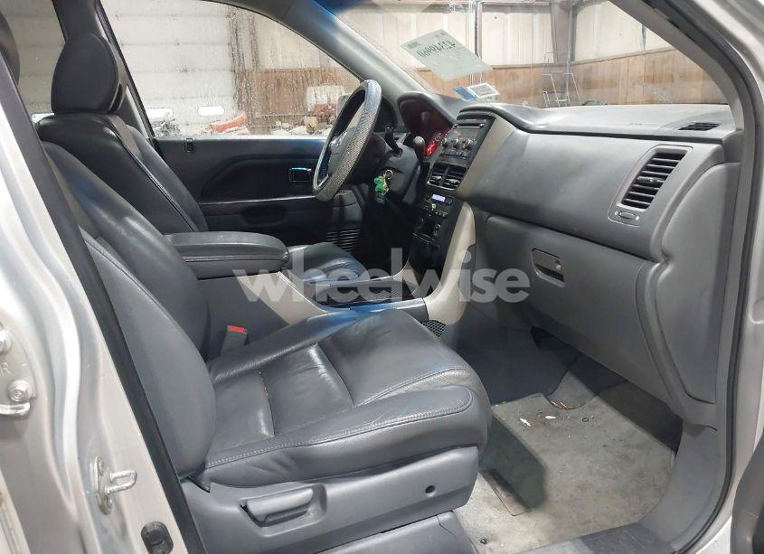 Photo 5 of 2008 Honda Pilot EX-L (VIN 5FNYF18558B048338)