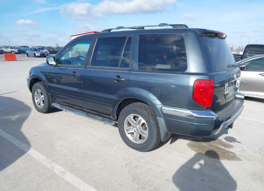 Photo 3 of 2005 Honda Pilot EX-L (VIN 5FNYF18565B004439)