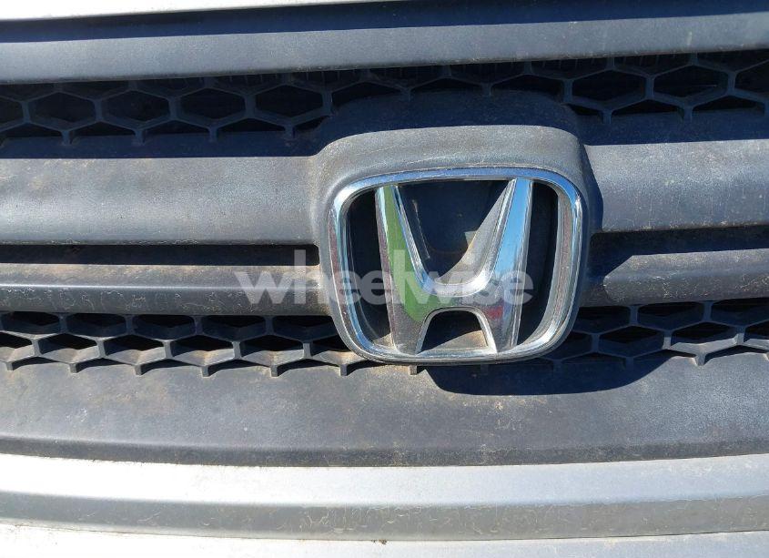 Photo 11 of 2005 Honda Pilot EX-L (VIN 5FNYF18565B028658)