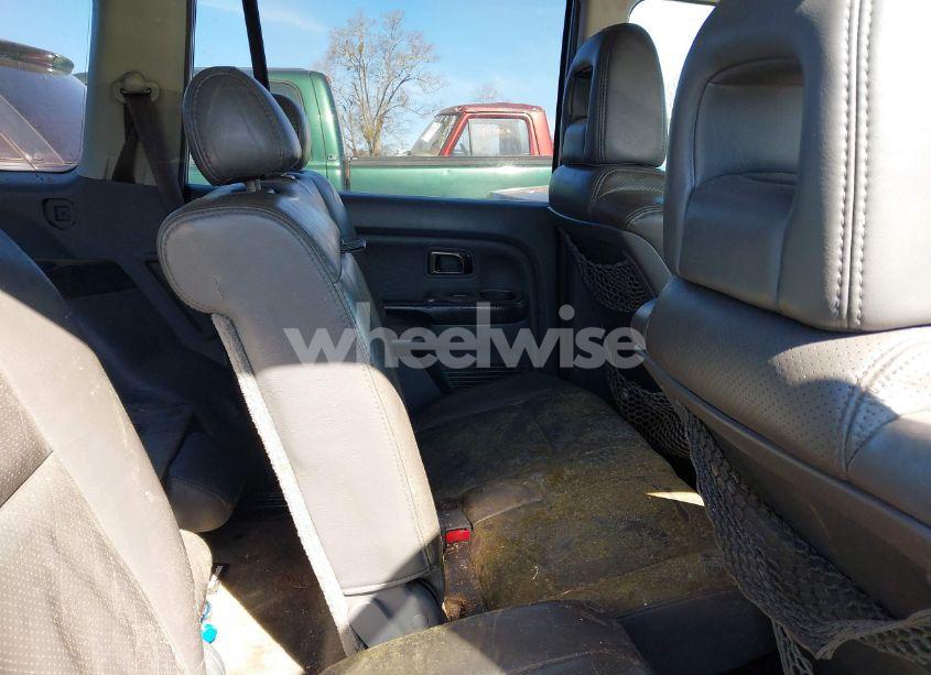 Photo 8 of 2005 Honda Pilot EX-L (VIN 5FNYF18565B028658)