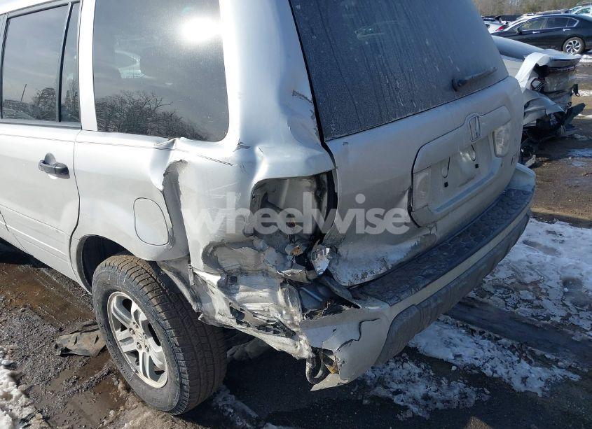 Photo 6 of 2005 Honda Pilot EX-L (VIN 5FNYF18565B063068)