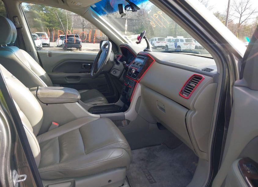 Photo 5 of 2006 Honda Pilot EX-L (VIN 5FNYF18566B029522)