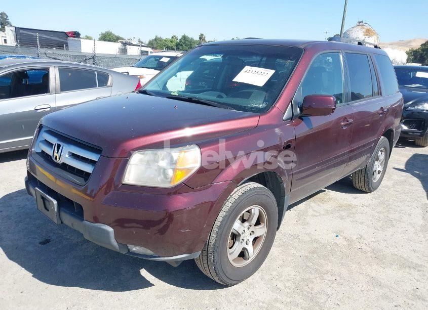 Photo 2 of 2007 Honda Pilot EX-L (VIN 5FNYF18567B011233)