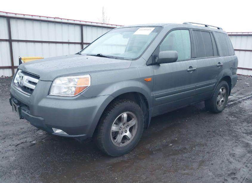 Photo 2 of 2008 Honda Pilot EX-L (VIN 5FNYF18568B023495)