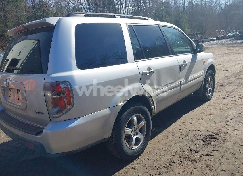 Photo 6 of 2008 Honda Pilot EX-L (VIN 5FNYF18568B027479)