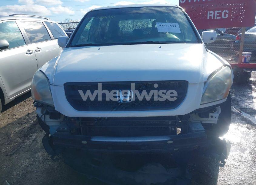 Photo 12 of 2005 Honda Pilot EX-L (VIN 5FNYF18575B043377)