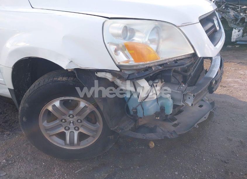 Photo 18 of 2005 Honda Pilot EX-L (VIN 5FNYF18575B043377)