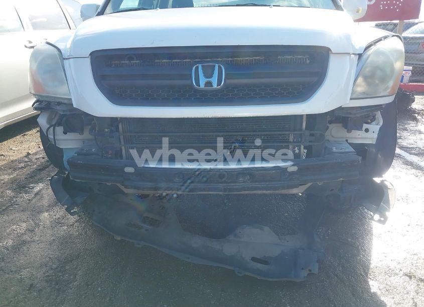 Photo 6 of 2005 Honda Pilot EX-L (VIN 5FNYF18575B043377)