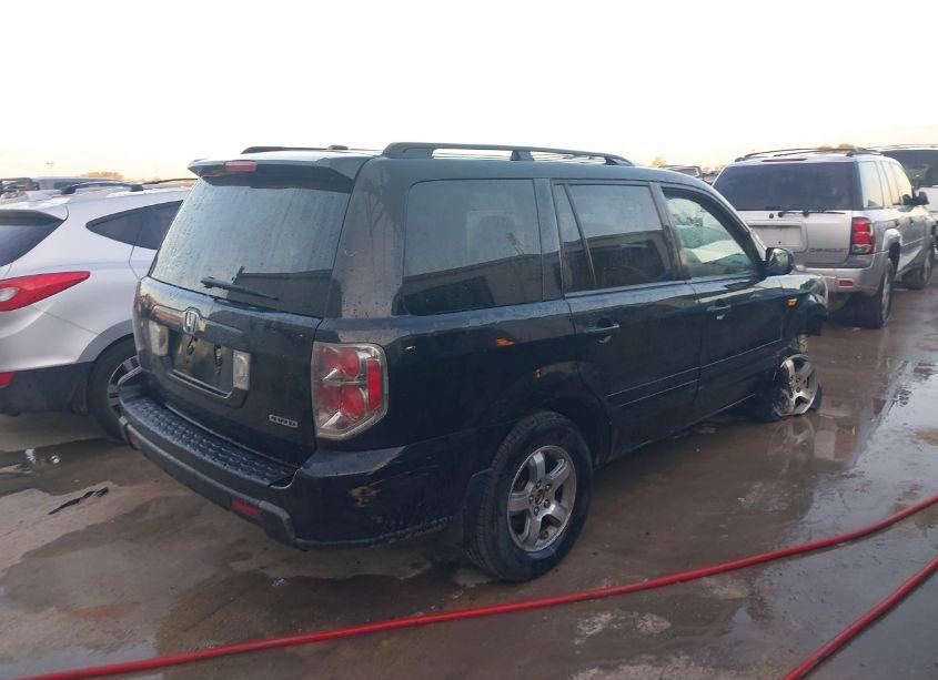 Photo 4 of 2007 Honda Pilot EX-L (VIN 5FNYF18577B021298)