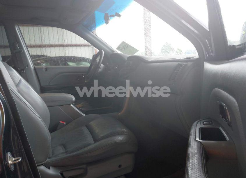 Photo 5 of 2005 Honda Pilot EX-L (VIN 5FNYF18585B055263)