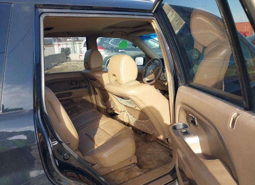 Photo 8 of 2006 Honda Pilot EX-L (VIN 5FNYF18586B017405)