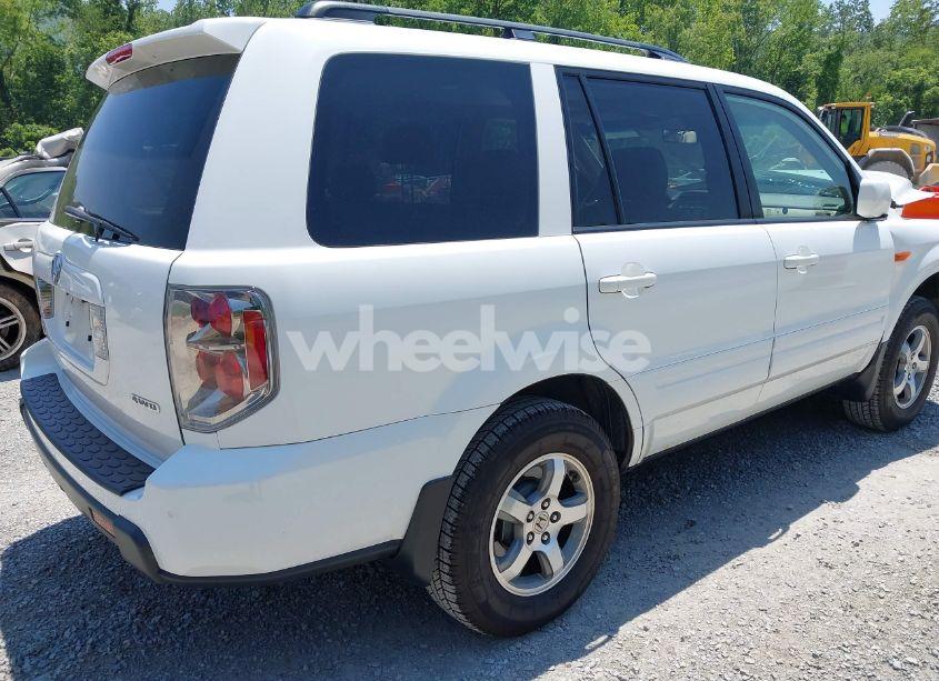 Photo 4 of 2007 Honda Pilot EX-L (VIN 5FNYF18587B000332)