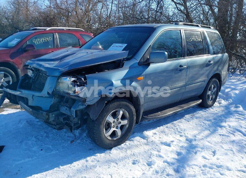 Photo 2 of 2007 Honda Pilot EX-L (VIN 5FNYF18587B013744)