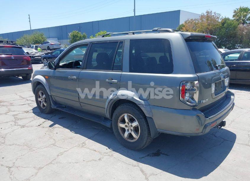 Photo 3 of 2007 Honda Pilot EX-L (VIN 5FNYF18587B015655)