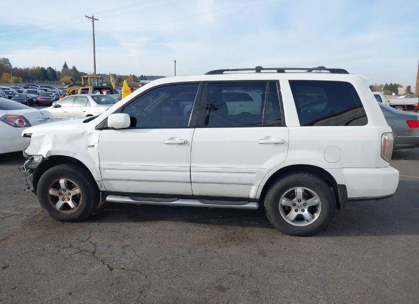 Photo 15 of 2008 Honda Pilot EX-L (VIN 5FNYF18588B050004)