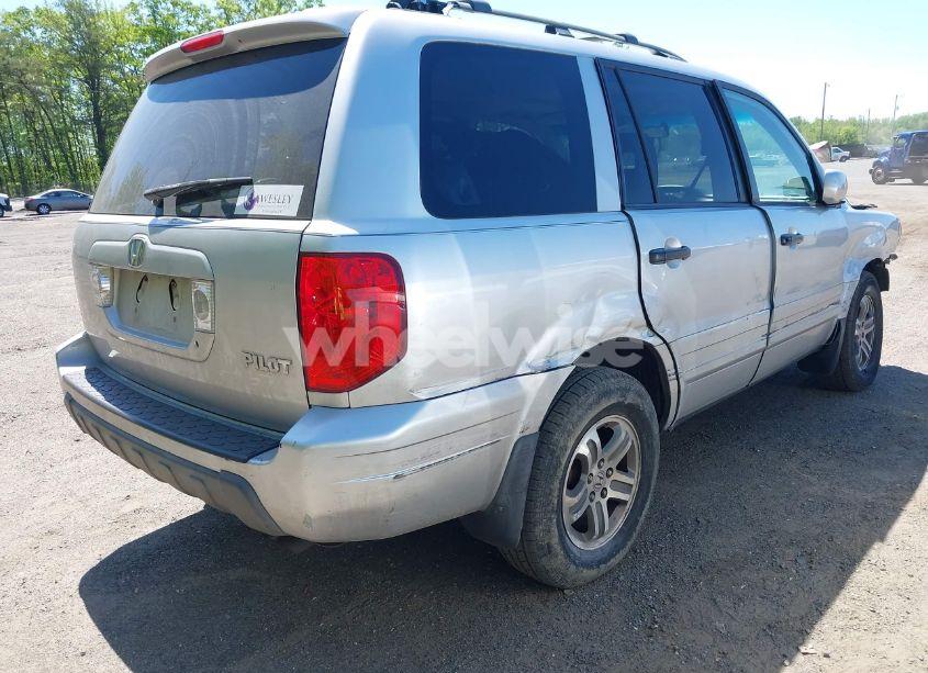 Photo 4 of 2005 Honda Pilot EX-L (VIN 5FNYF18595B009702)