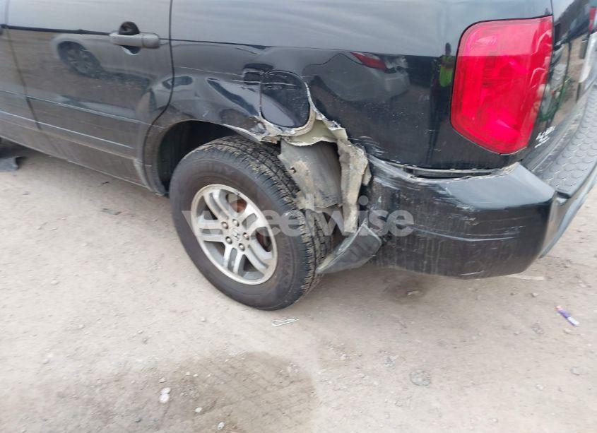 Photo 12 of 2005 Honda Pilot EX-L (VIN 5FNYF18595B040965)