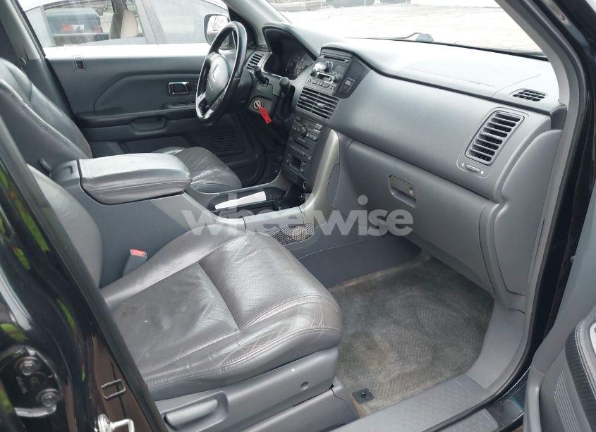 Photo 5 of 2005 Honda Pilot EX-L (VIN 5FNYF18595B040965)