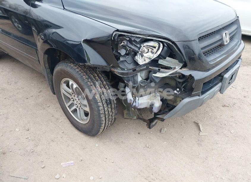 Photo 6 of 2005 Honda Pilot EX-L (VIN 5FNYF18595B040965)