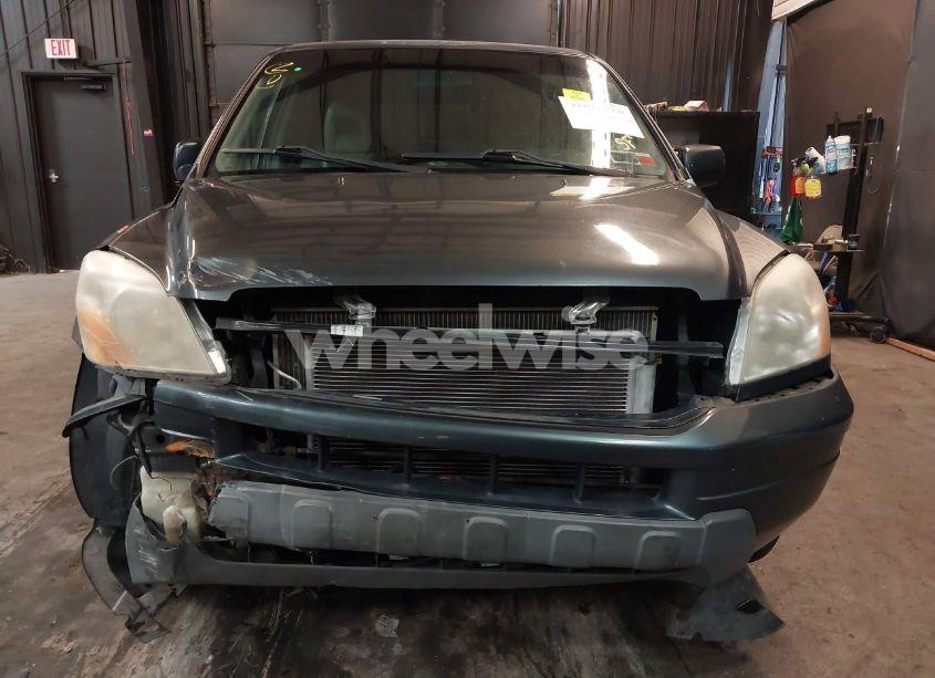 Photo 12 of 2005 Honda Pilot EX-L (VIN 5FNYF18595B045499)