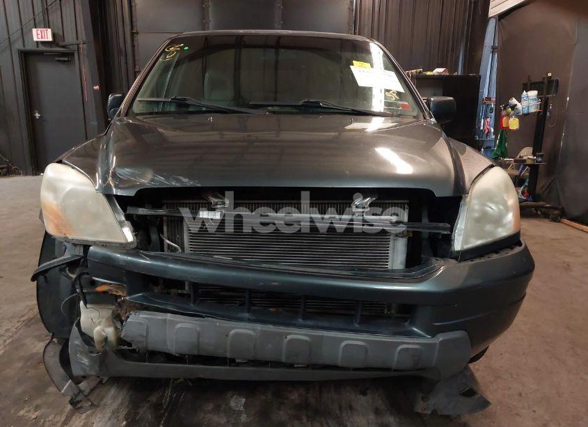 Photo 6 of 2005 Honda Pilot EX-L (VIN 5FNYF18595B045499)