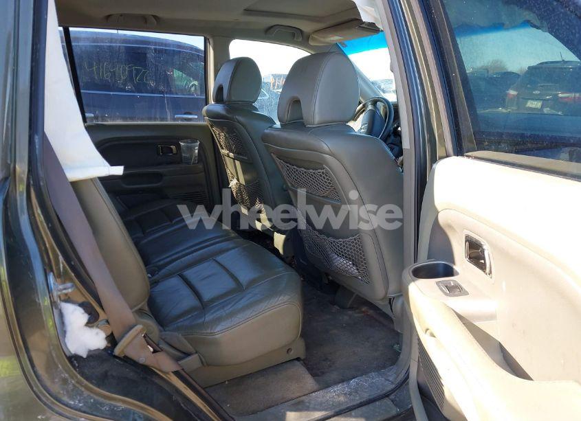 Photo 8 of 2006 Honda Pilot EX-L (VIN 5FNYF18596B016974)