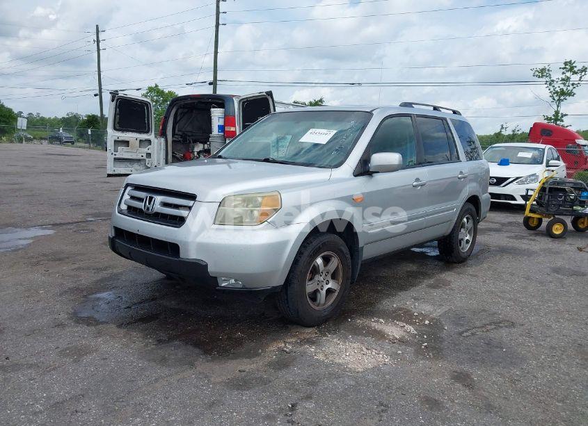 Photo 2 of 2006 Honda Pilot EX-L (VIN 5FNYF18596B017350)