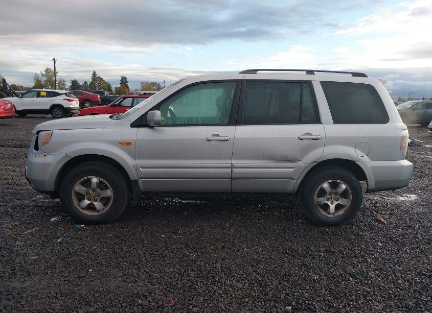 Photo 15 of 2007 Honda Pilot EX-L (VIN 5FNYF18597B023344)