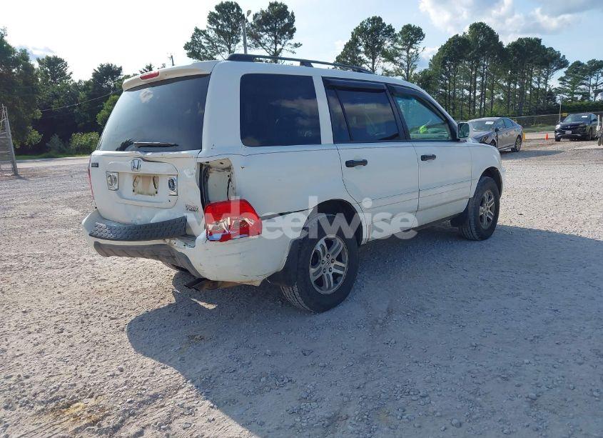 Photo 4 of 2005 Honda Pilot EX-L (VIN 5FNYF185X5B012415)