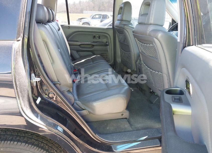 Photo 8 of 2005 Honda Pilot EX-L (VIN 5FNYF185X5B016318)