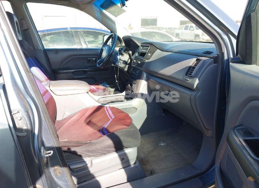 Photo 5 of 2005 Honda Pilot EX-L (VIN 5FNYF185X5B041557)