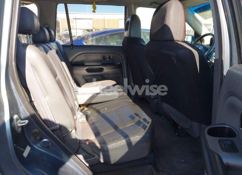 Photo 8 of 2005 Honda Pilot EX-L (VIN 5FNYF185X5B041557)