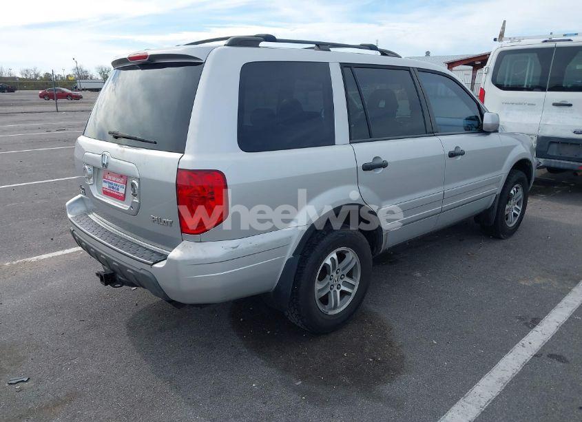 Photo 4 of 2005 Honda Pilot EX-L (VIN 5FNYF185X5B058584)