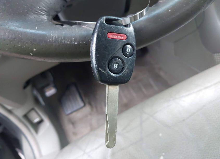 Photo 11 of 2006 Honda Pilot EX-L (VIN 5FNYF185X6B024033)